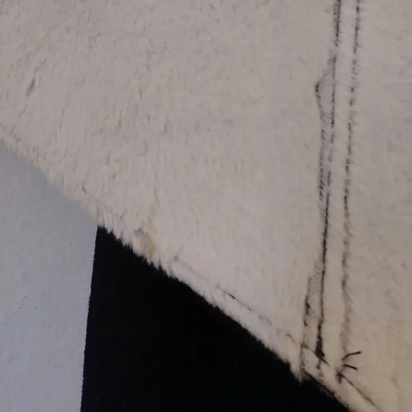 Charlotte Russe Black White Faux Suede Fur Vest - Picture 3 of 6